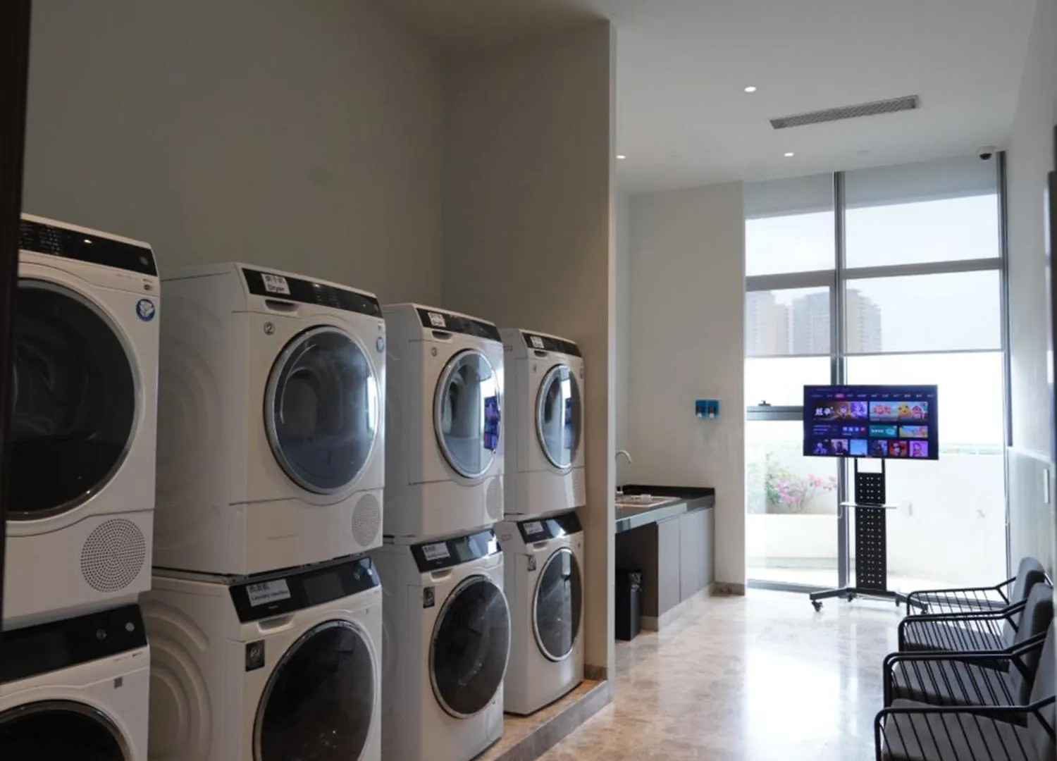 Oakwood Apartments Sanya