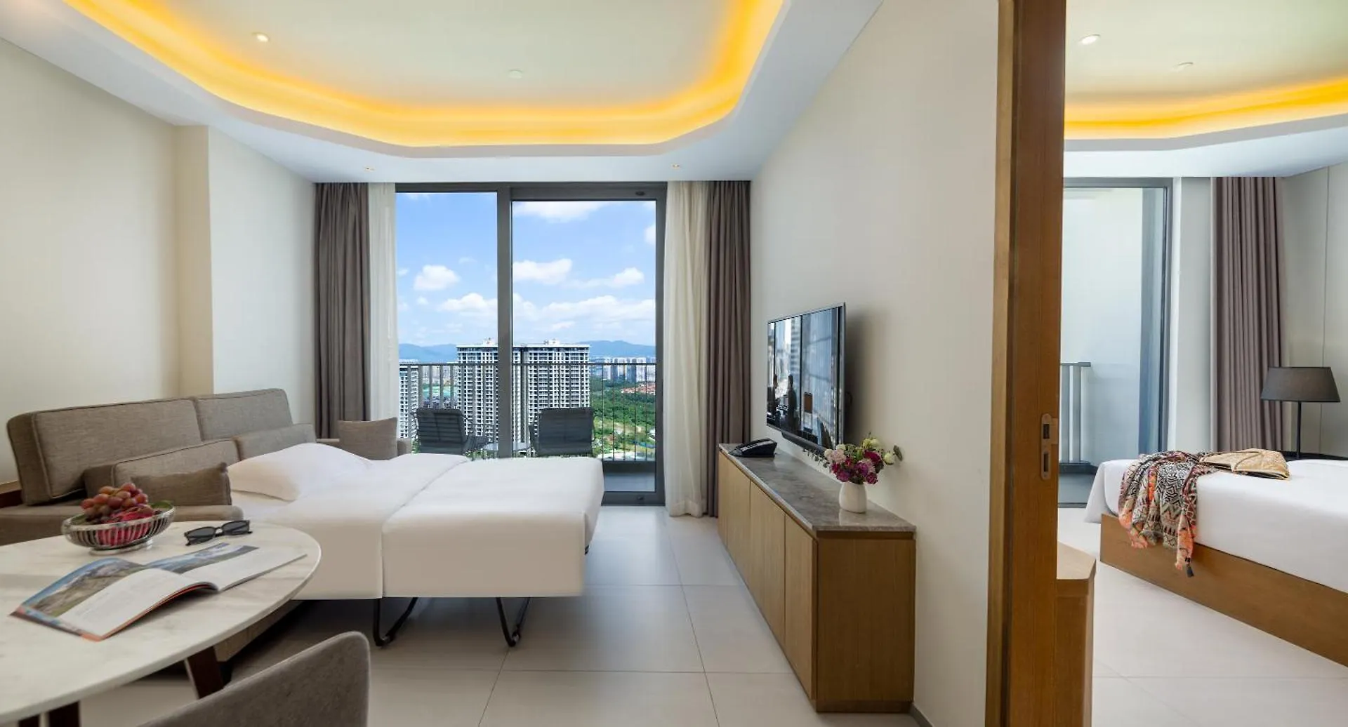 Oakwood Apartments Санья Отель