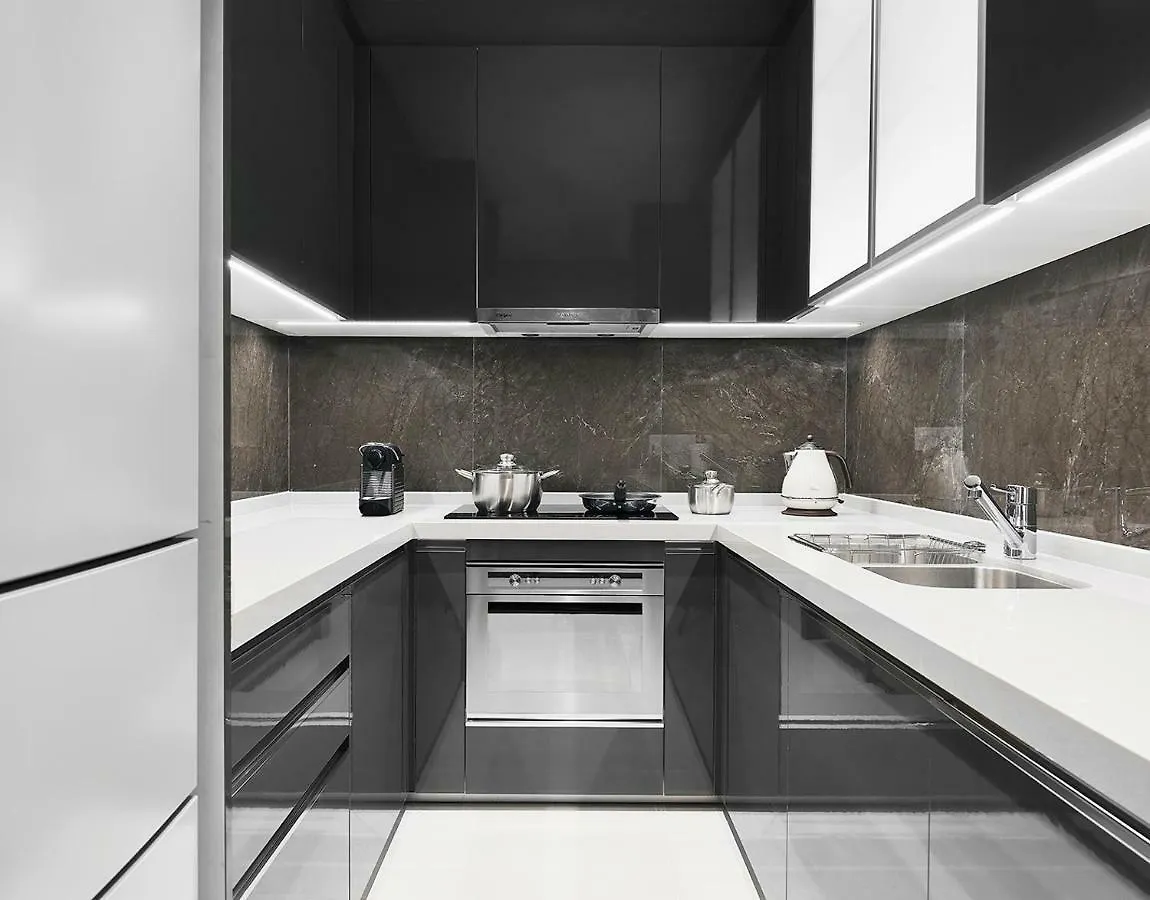 Oakwood Apartments Санья Отель