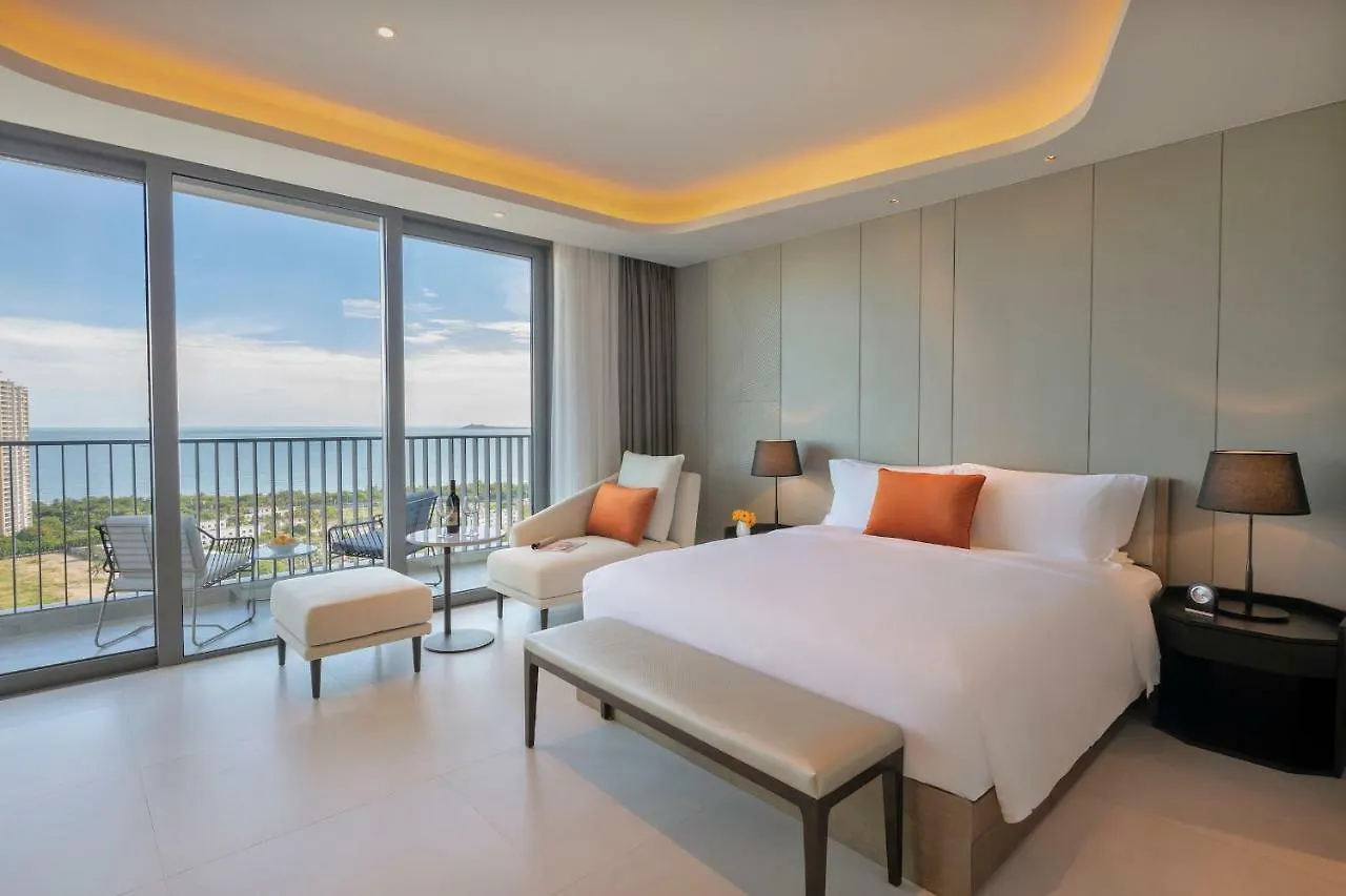 Oakwood Apartments Санья 5*,  Китай